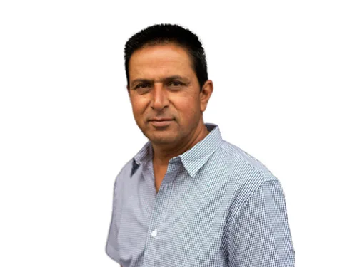 Tilak Raj, Auto-Reinigung